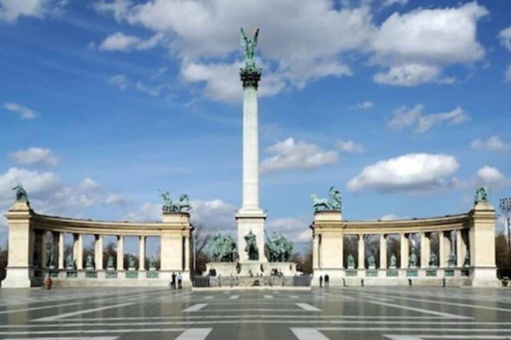 Luxury Art Deco Suite Close To Museum Of Fine Arts Budapest Exterior photo